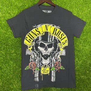 Guns N’ Roses 85 Vintage Style Rock T-shirt size Small